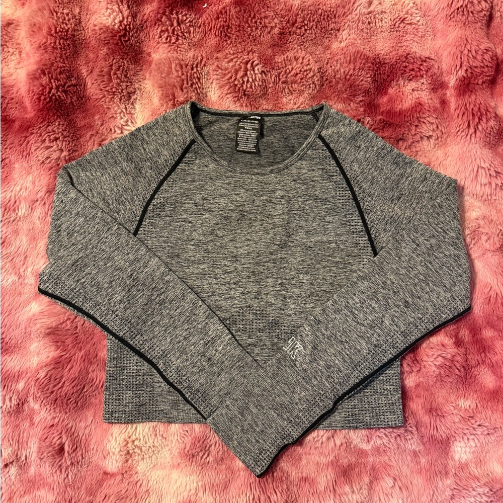 PINK Victoria's Secret black/white heather Long Sleeve Crop Top, thumb holes